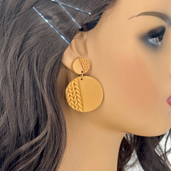 Unlisted Jewelry - Fall Braided Round Drop Earrings